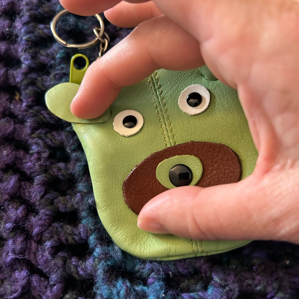 Green Bear Leather Coin Pouch Keychain Wallet - Specialty Women's Accessory